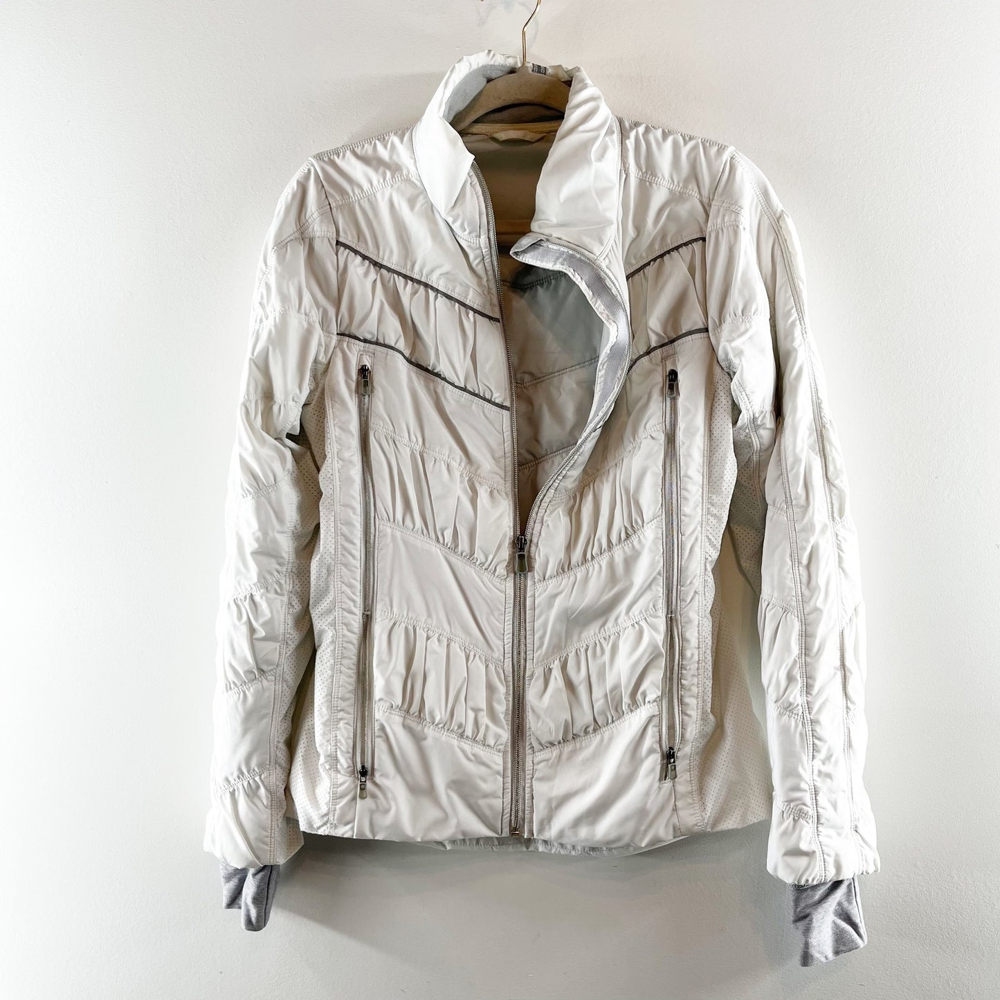 Lululemon Outward Bound Long Sleeve  Full Zip Running Puffer Jacket White US 6