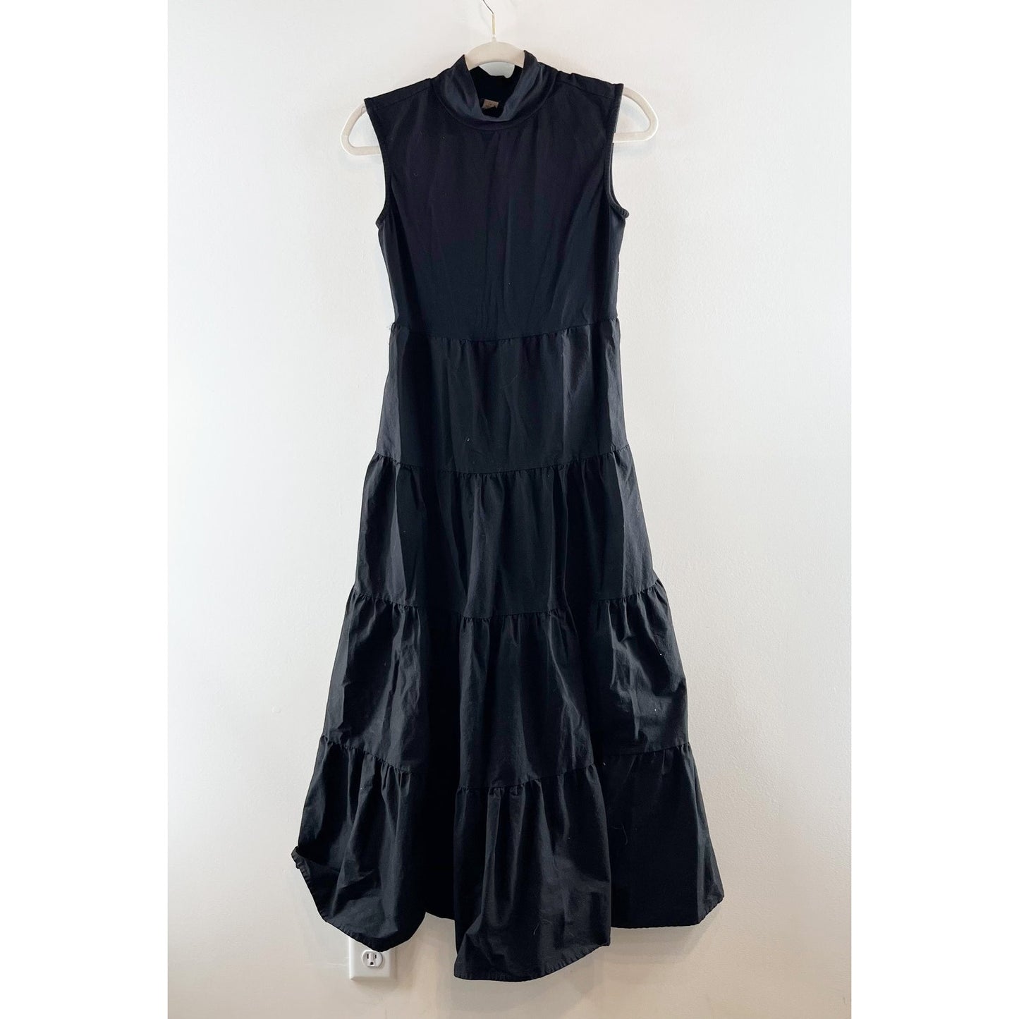 Love X Design Mock Neck Jersey Tiered Poplin Maxi Dress Black Small