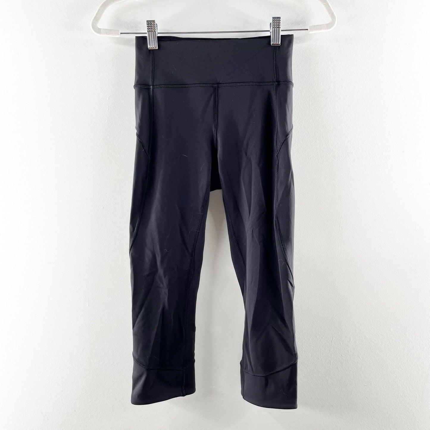 Lululemon In Movement Crop High Rise Leggings Everlux 19" Black 4