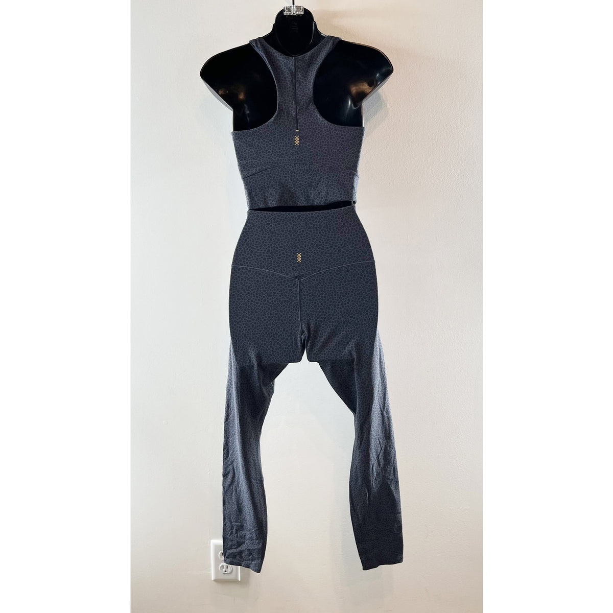 Rhone Revive Print Racerback Crop Tank & High Rise Leggings Set Blue Spotted XS