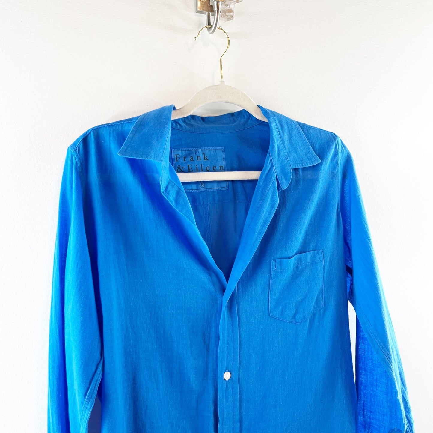 Frank & Eileen Barry Cotton Button Up Shirt Blouse Royal Blue Small