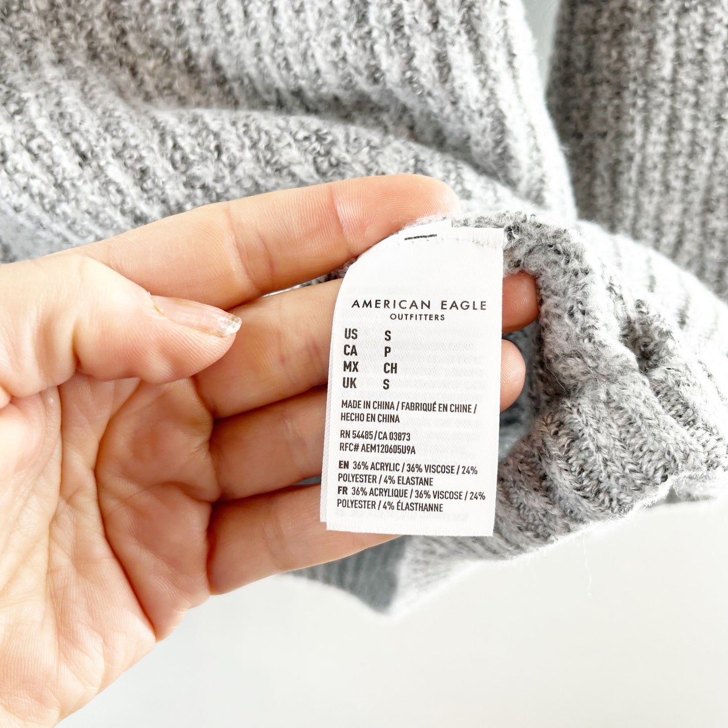 American Eagle Crewneck Ribbed Soft Long Sleeve Sweater Gray Small