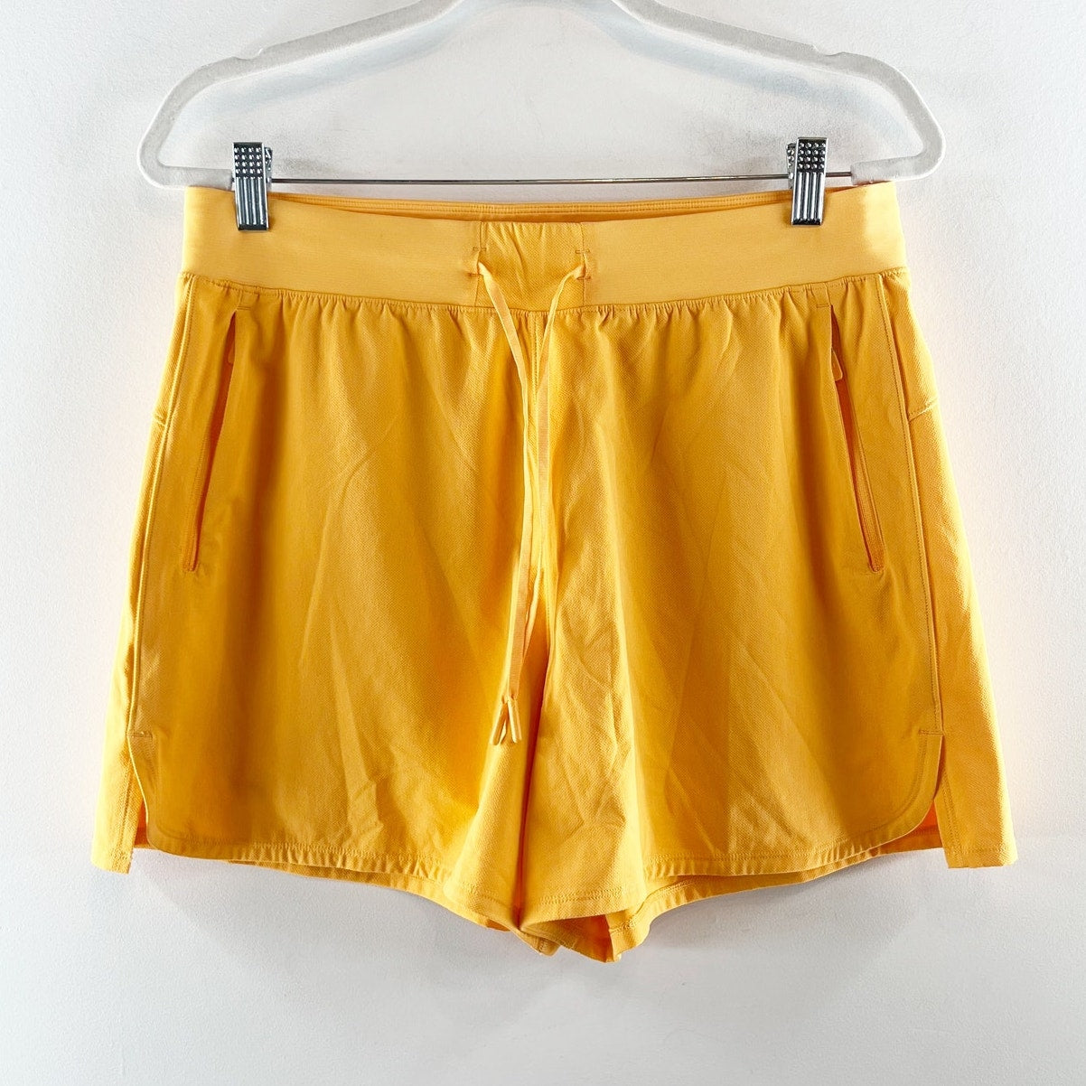 Lululemon License to Train High-Rise Short 4" Mango Dream Orange 10