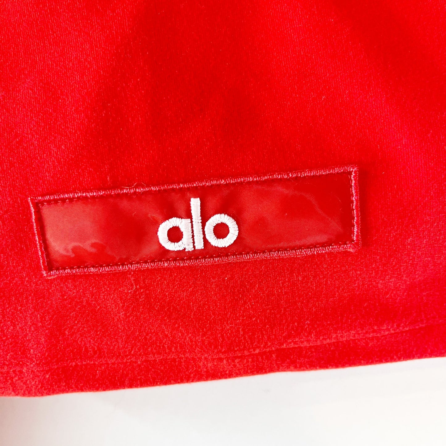 Alo Alosoft Sincere Fitted Full Zip Cropped Hoodie Jacket Bright Red Small
