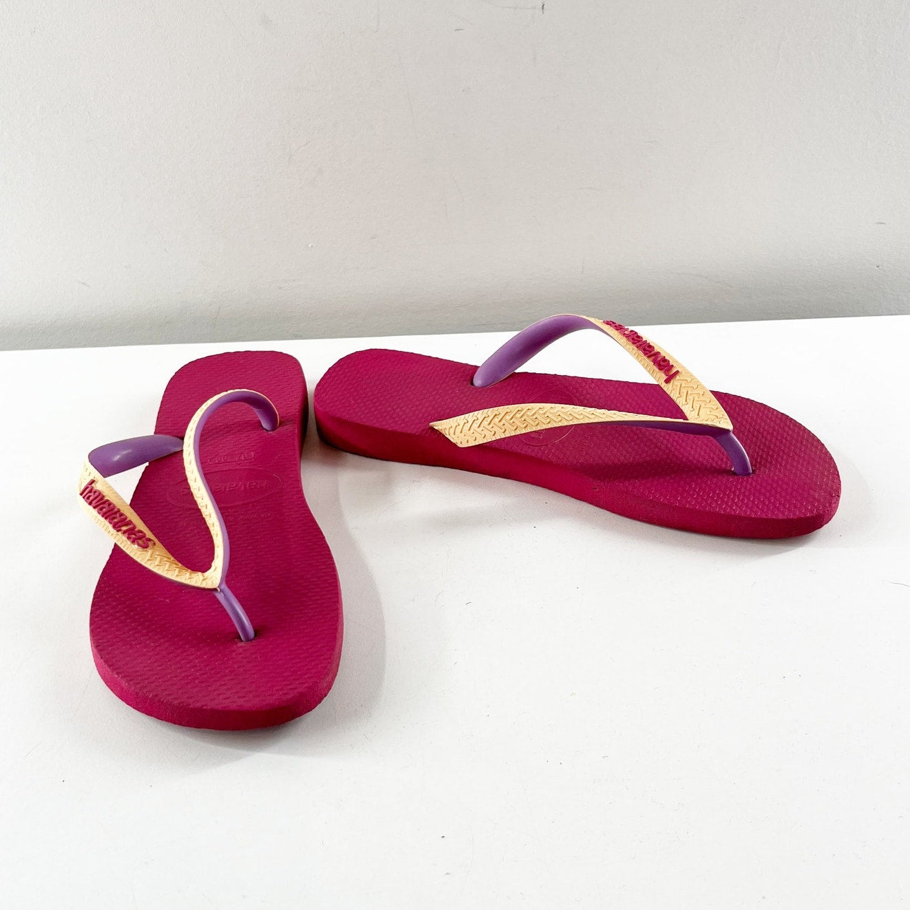 Havaianas Thong Flip Flop Sandals Pink Orange Purple 37 - 38