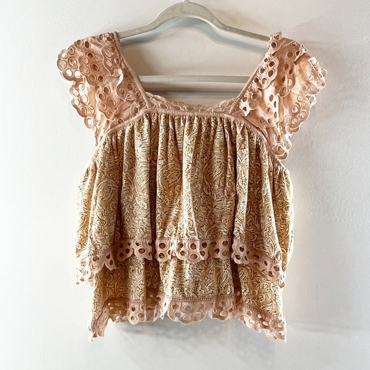 Anthropologie Let Me Be Ruffle Eyelet Tiered Swing Tank Top Pink Tan XS