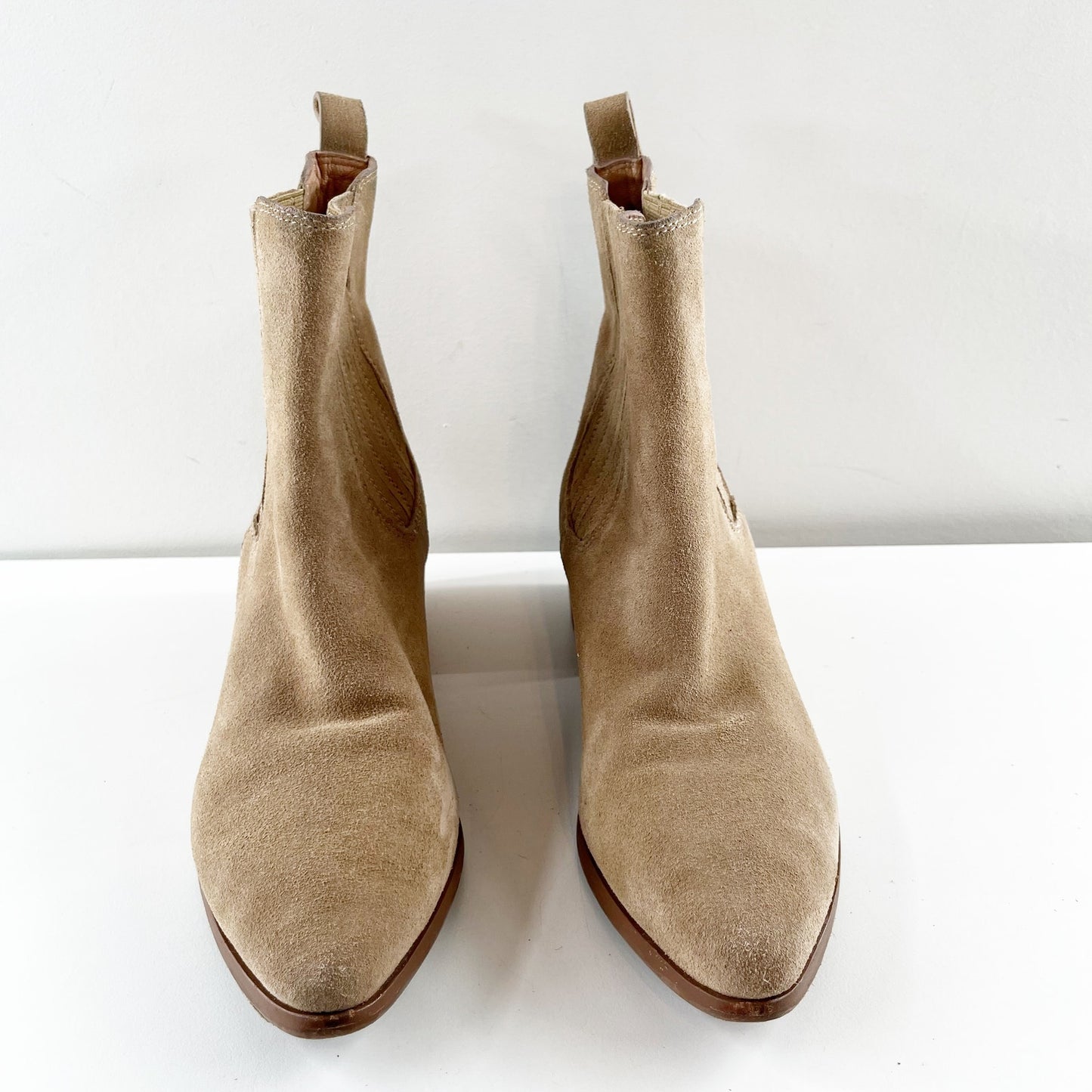 Banana Republic Suede Pull On Ankle Boots Booties Tan 9