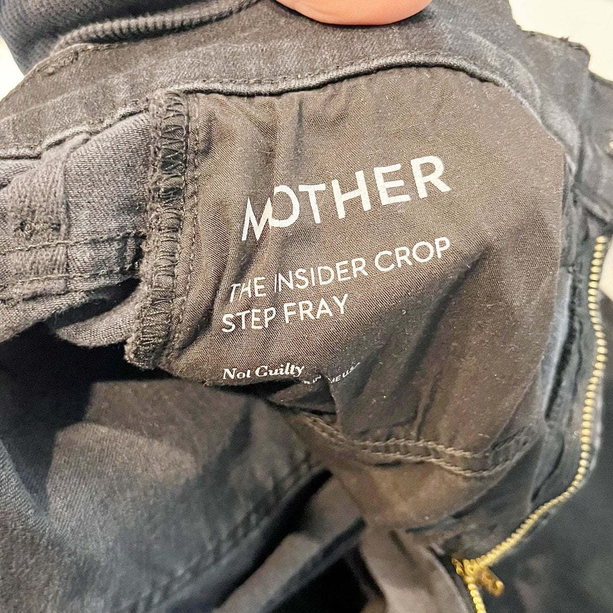 Mother High Waisted Denim The Insider Crop Step Fray Jeans Not Guilty Black 29