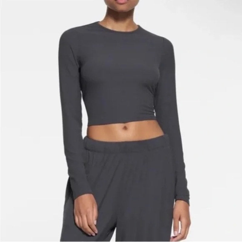 SKIMS Soft Lounge Long Sleeve Crop Tee Shirt Top Graphite Gray Medium