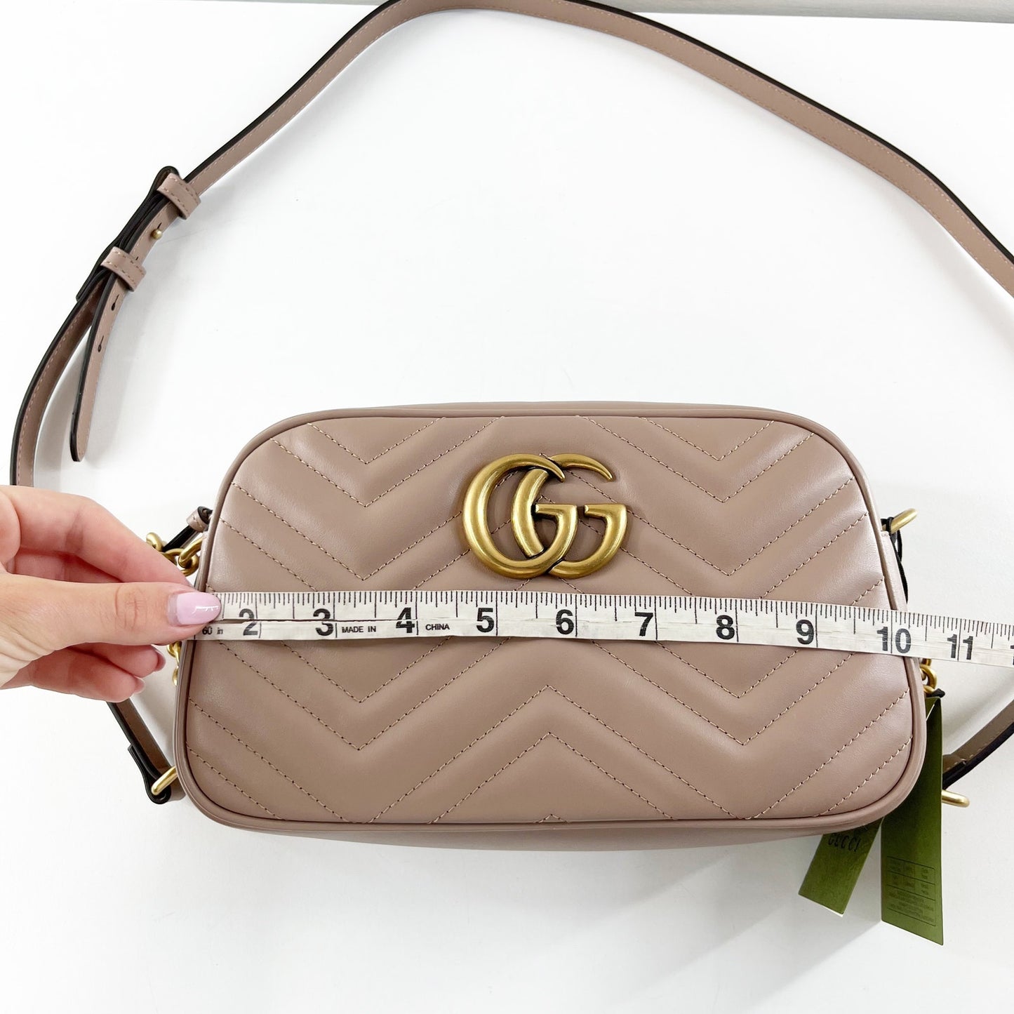 Gucci GG Marmont Chevron Camera Crossbody Bag Purse Porcelain Rose Lion Trap