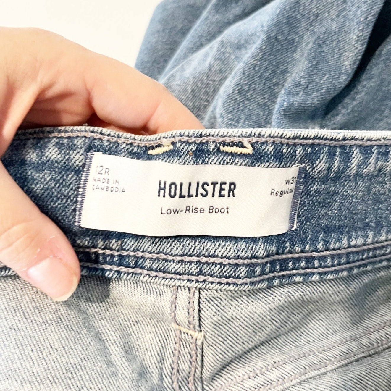 Hollister Low Rise Bootcut Y2K Jeans Blue 31 / 12