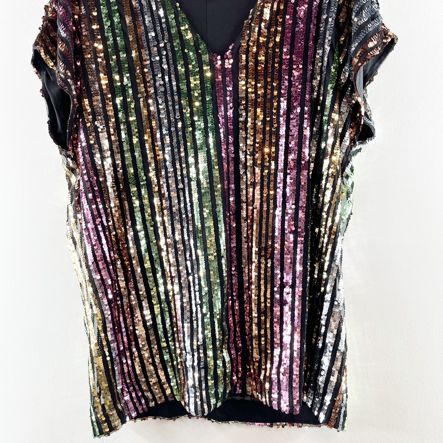 By Together Rainbow Striped V neck Short Sleeve Sequin T-Shirt Mini Dress Medium