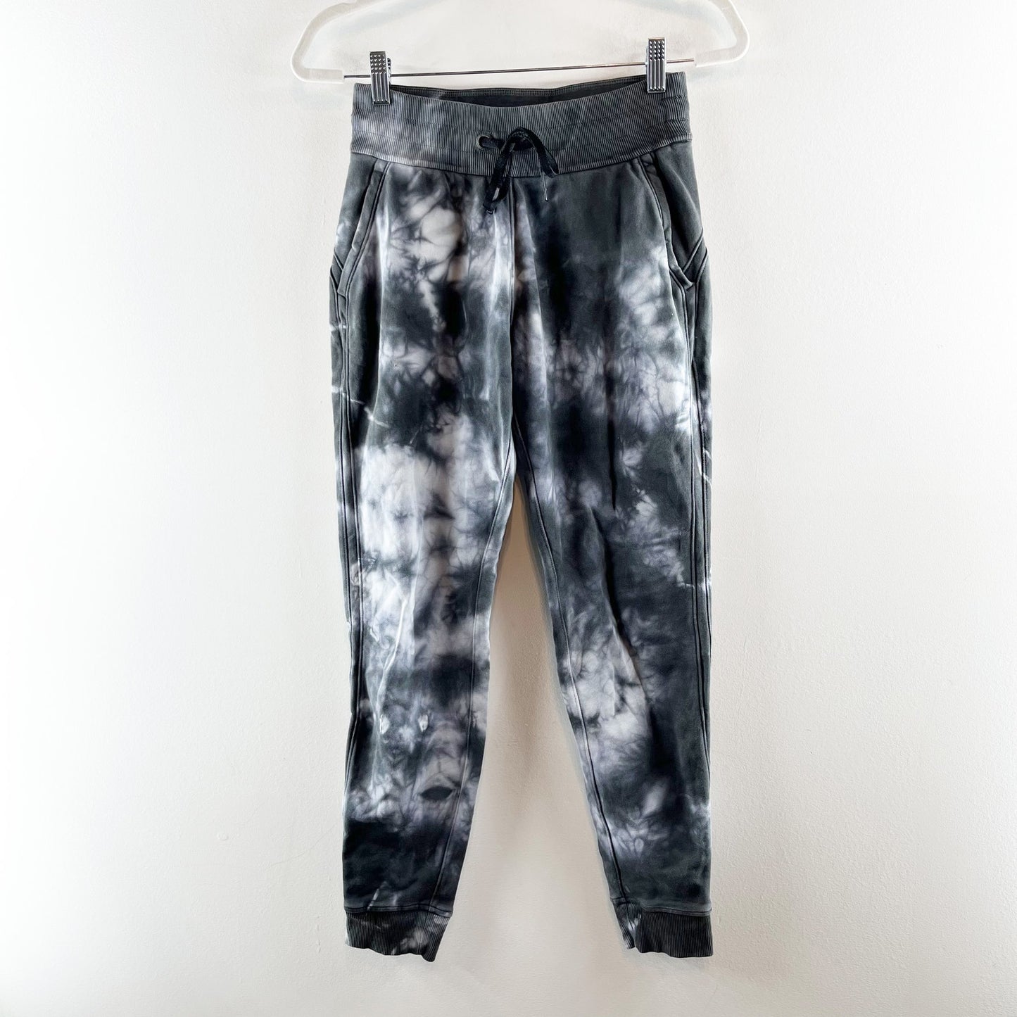 Lululemon Warm Down Jogger Sweatpants Tie Dye Blue White 4