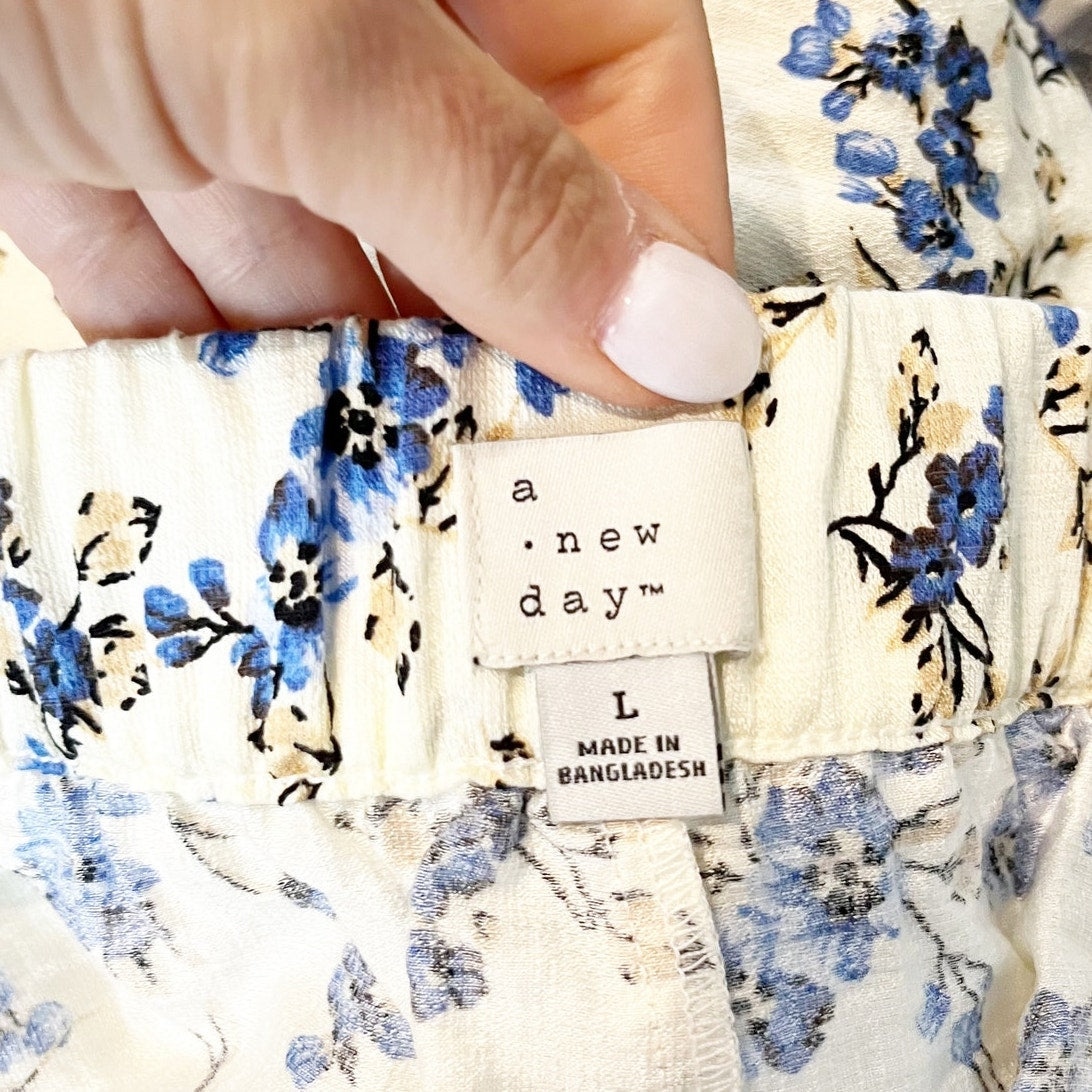 A New Day High Rise Wide Leg Floral Print Pants Cream Blue Large