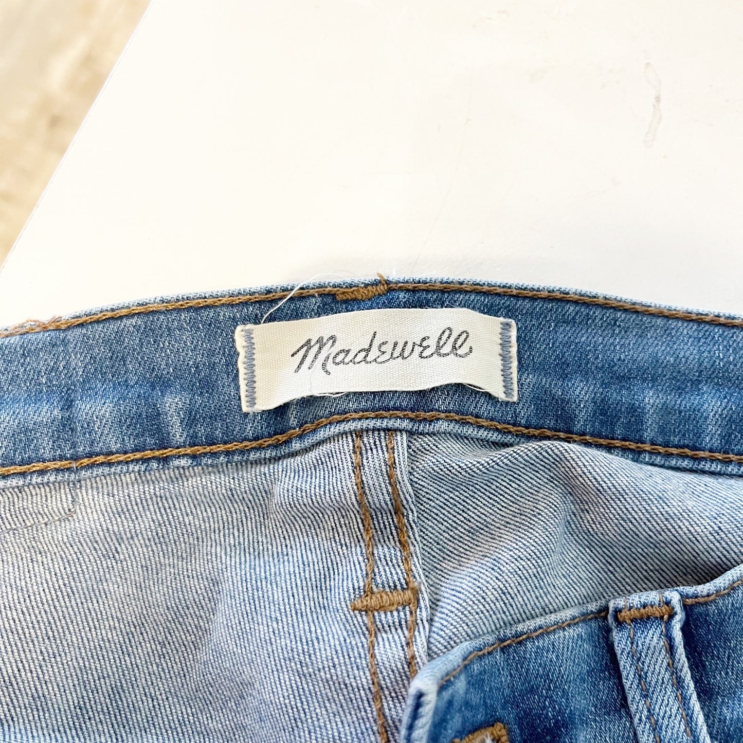 Madewell Cali Demi Boot Cut Jeans in Bess Wash Blue Button front Edition 6 P