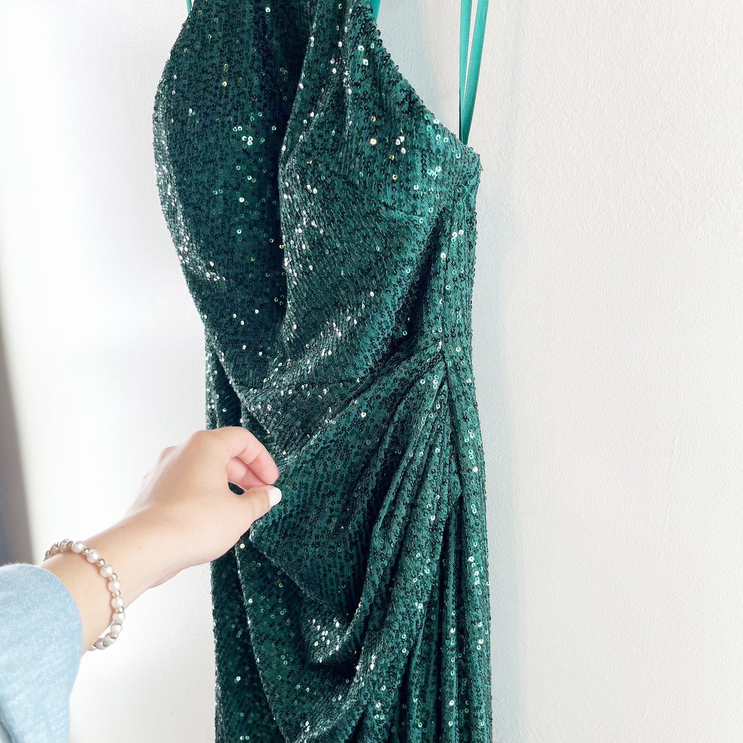Ieena for Mac Duggal Sequin Formal Halter Maxi Gown Dress Bottle Green 10