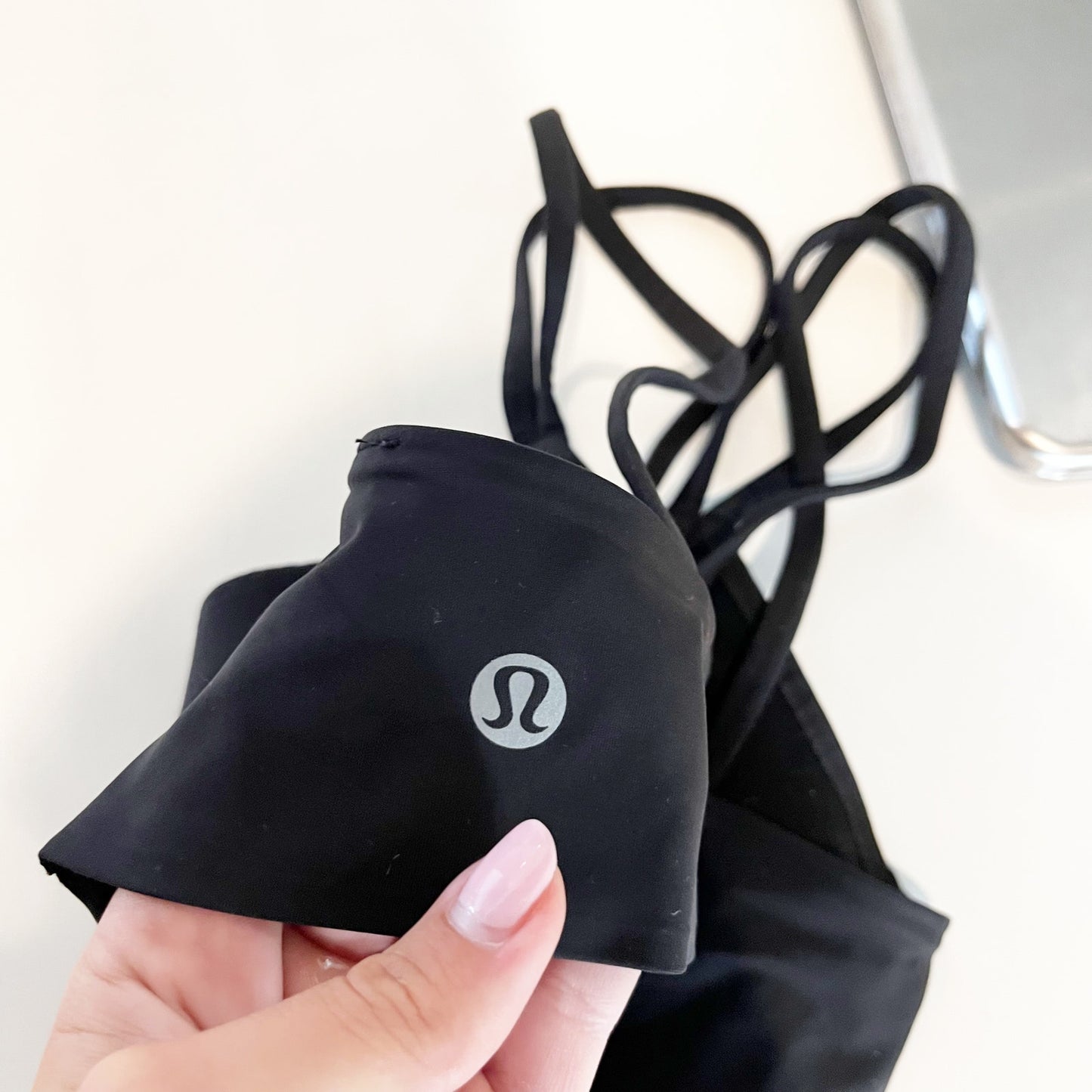 Lululemon Athletica Like a Cloud Sport Bra *Light Support, B/C Cup Black Small
