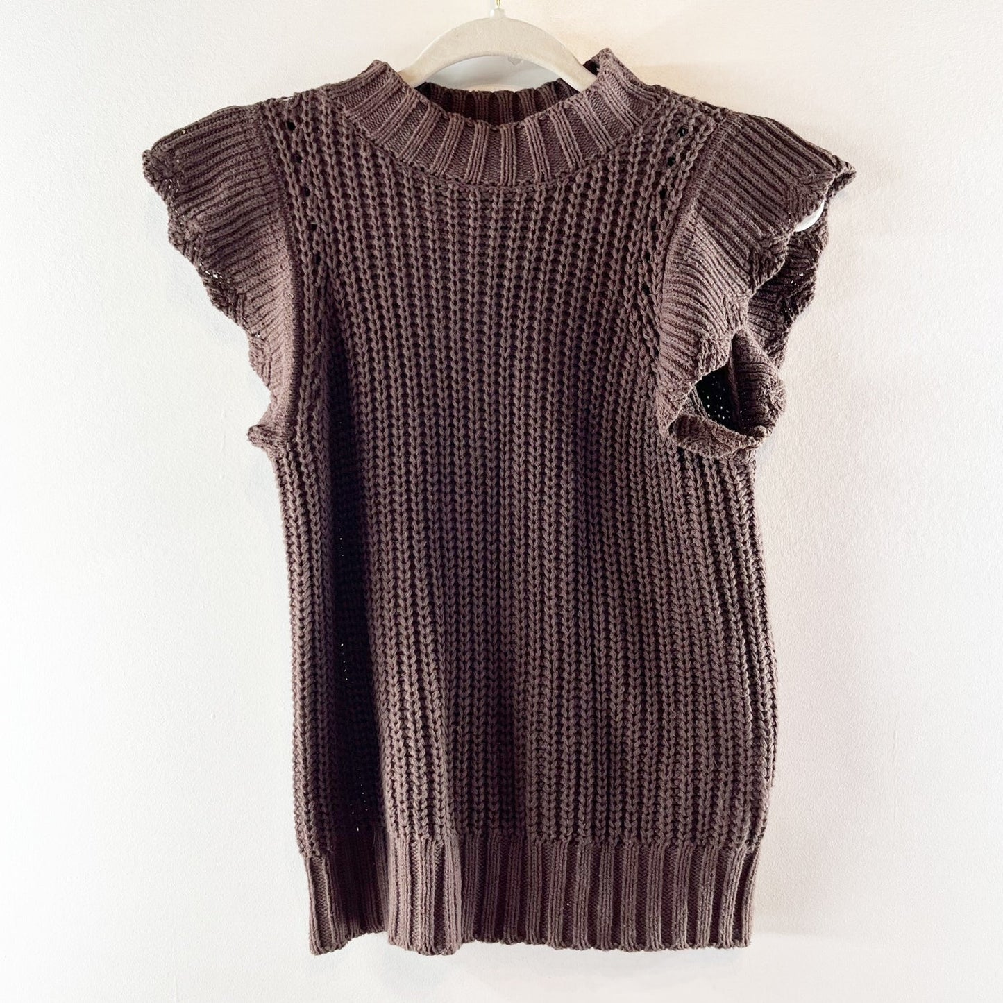 Evereve Ruffle Flutter Cap Short Sleeve Crewneck Sweater Brown XS