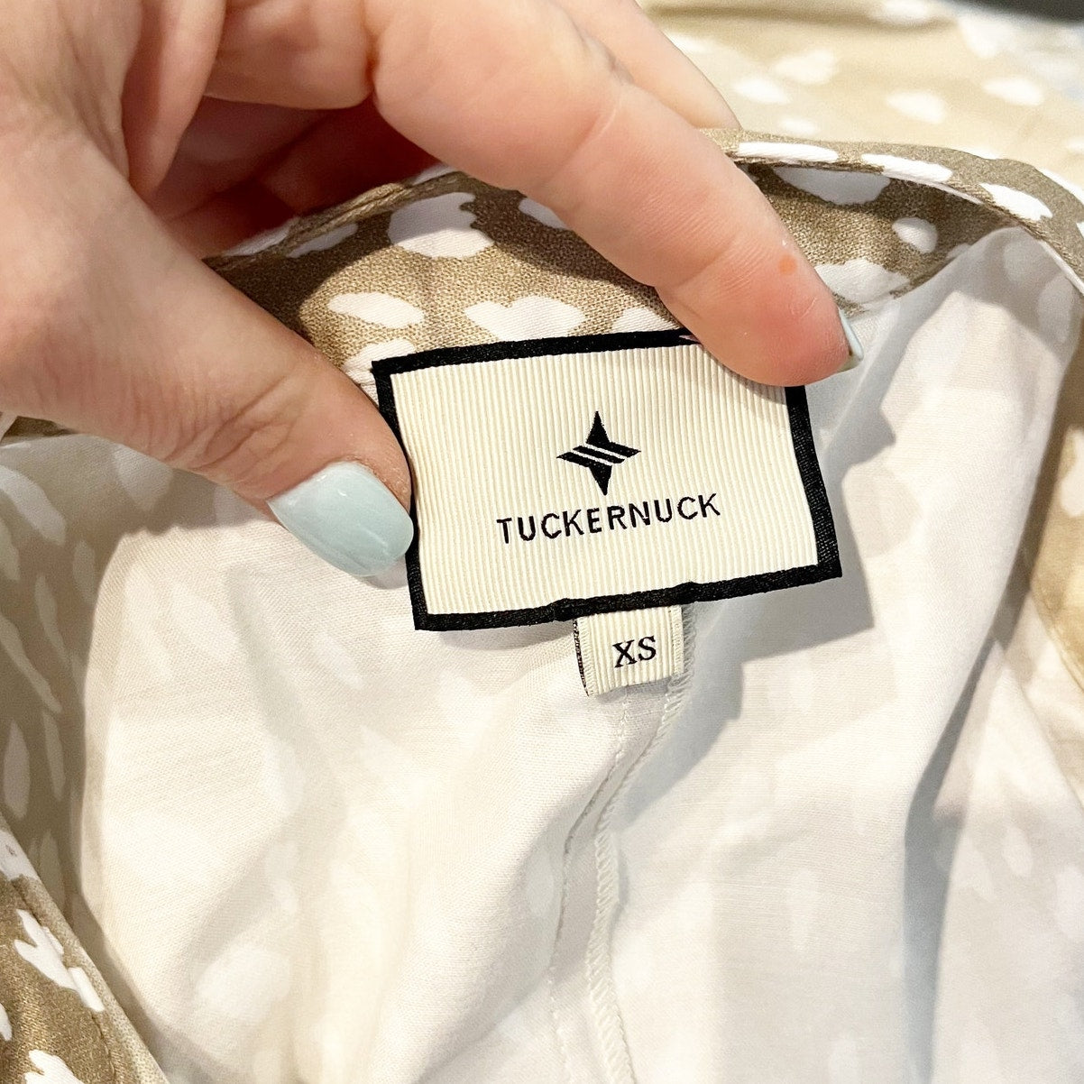 Tuckernuck Antelope Royal Animal Print 3/4 Sleeve Mini Shirt Dress Beige Tan XS
