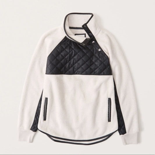 Abercrombie & Fitch Asymmetrical Snap Fleece Jacket White Black Small