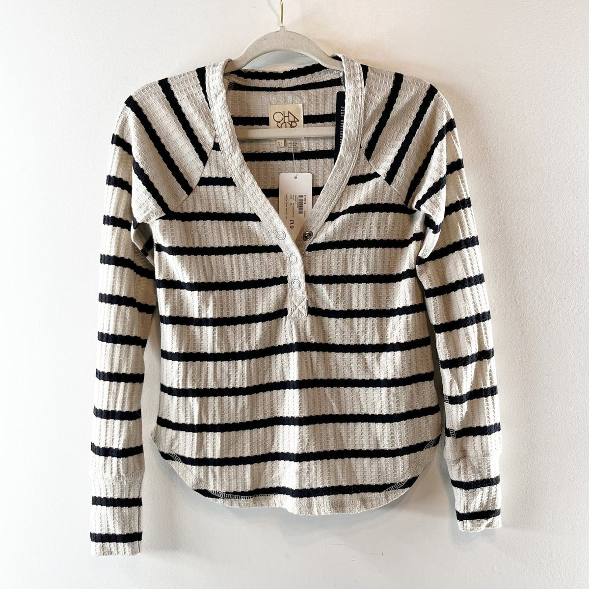 Chaser Waffle Snap Henley Tee Natural Stripe Cream Black XS