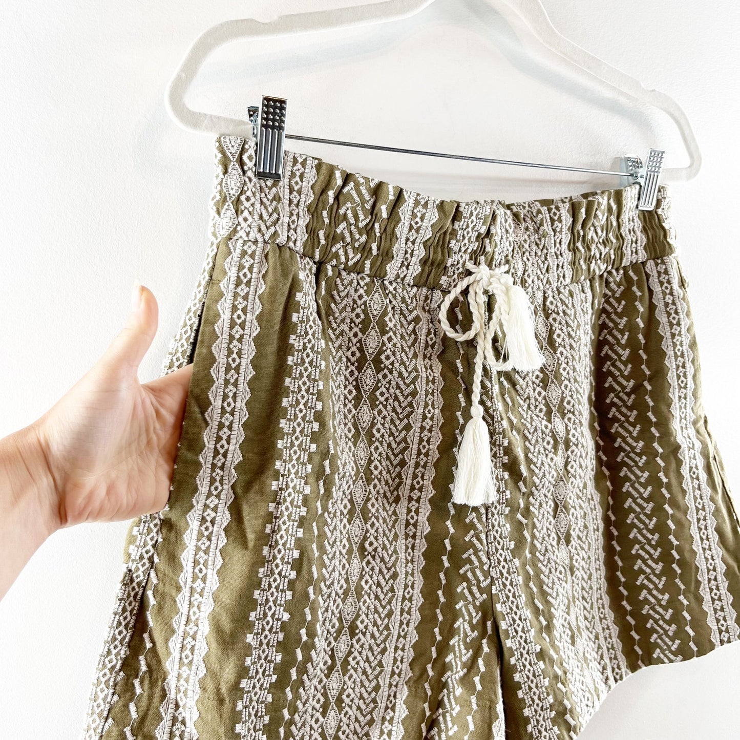 House of Harlow Linen High Rise Embroidered Boho Shorts Green Medium
