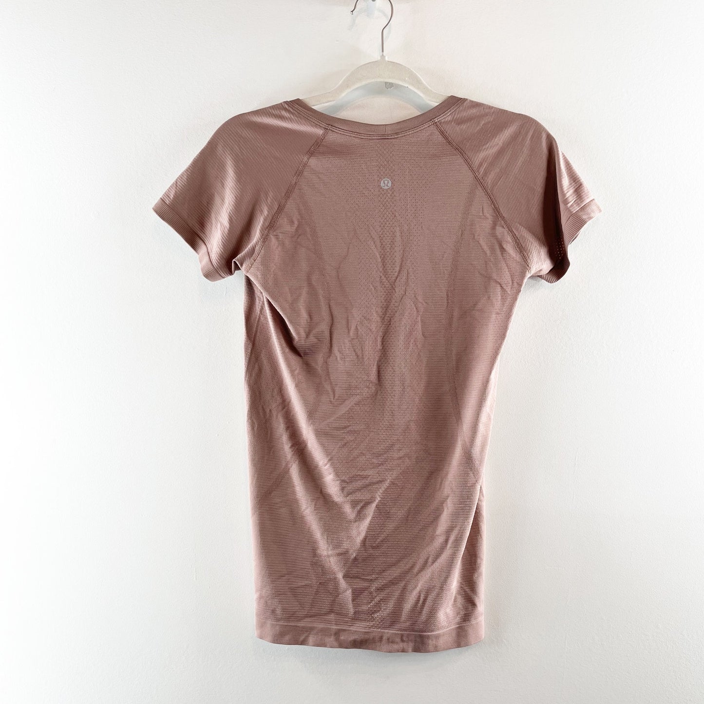 Lululemon Swiftly Tech Short-Sleeve Shirt 2.0 Hip Length Ashen Rose 8