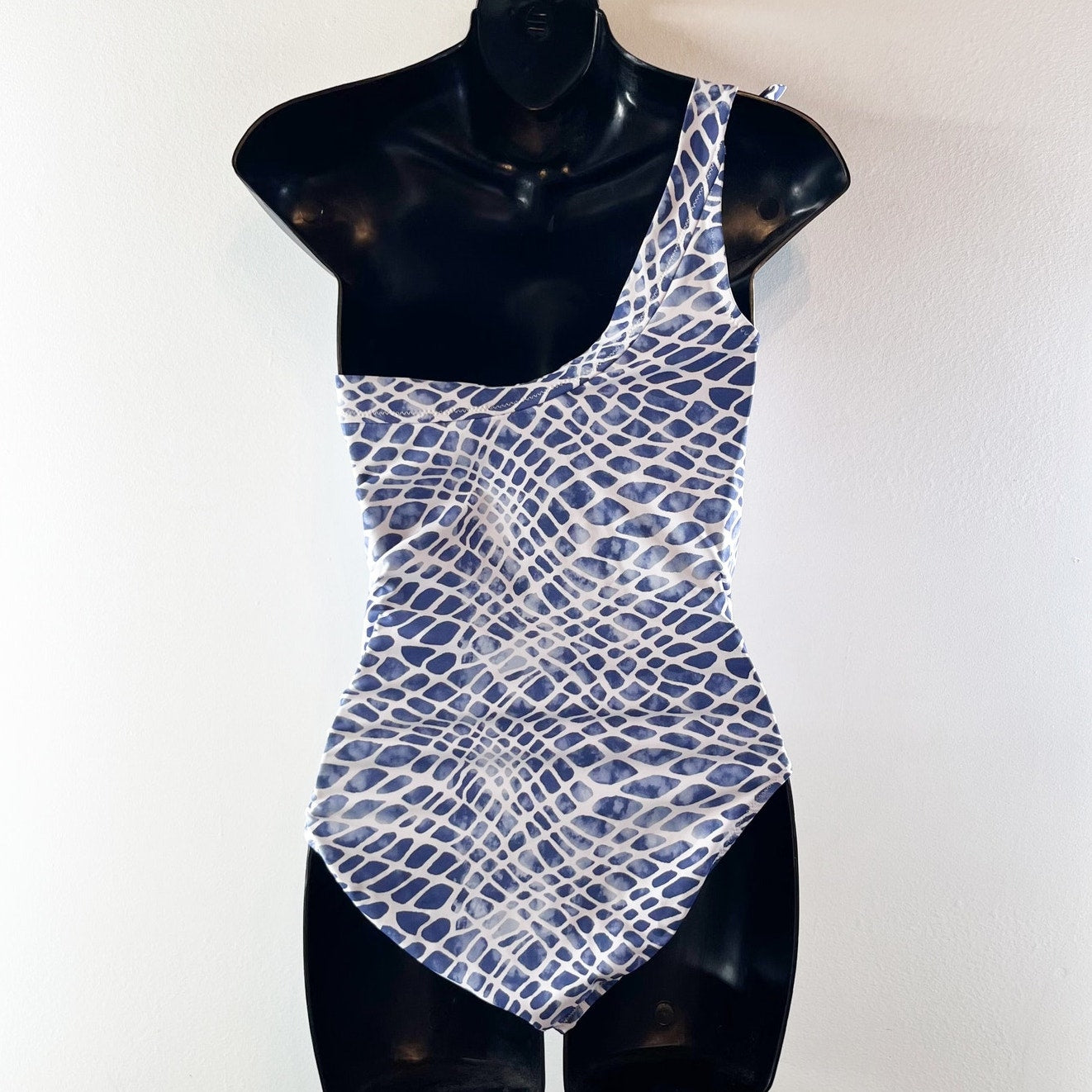Letarte Tie Shoulder One Shoulder One Piece Swimsuit Blue White Medium