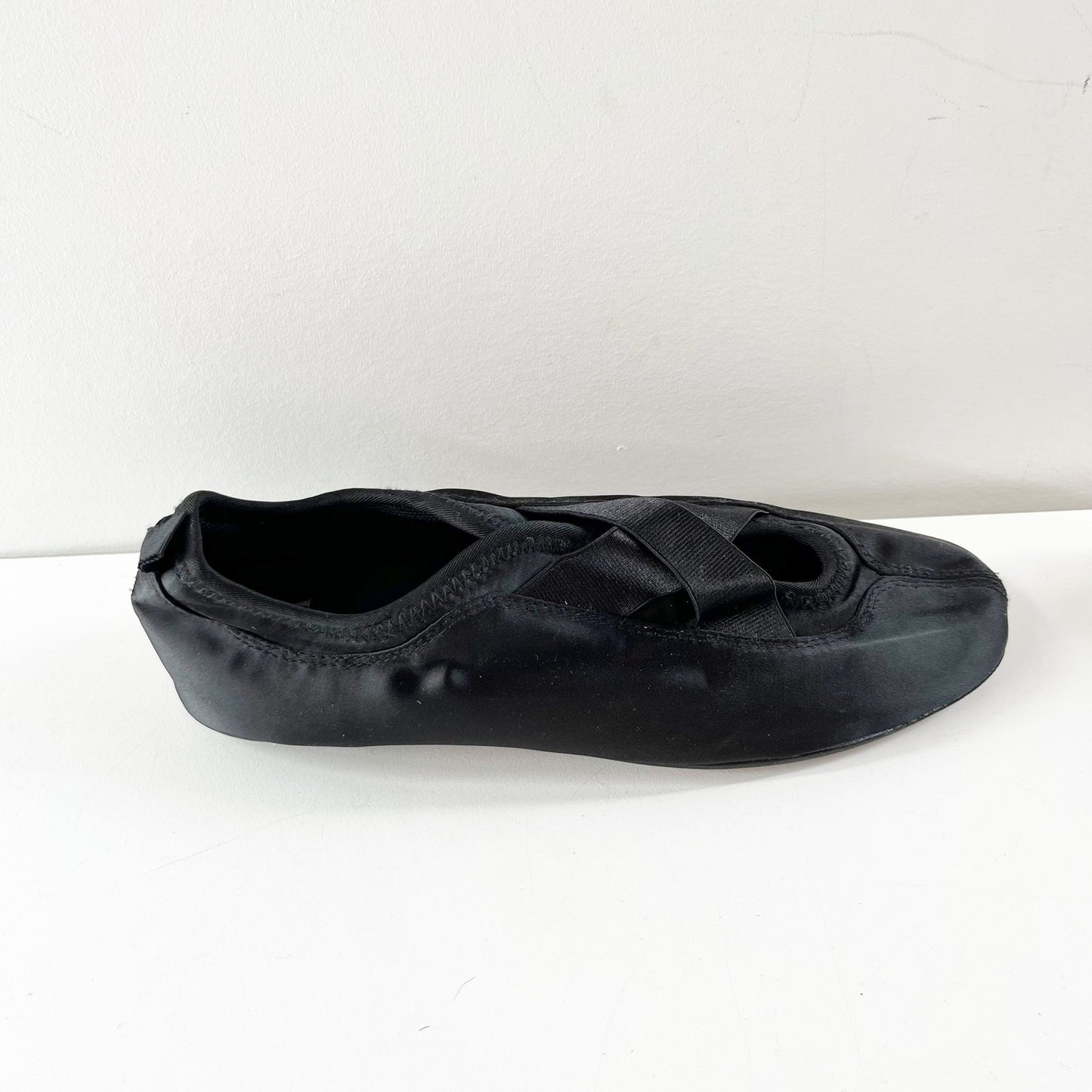 Zara Satin-Effect Slip On Crossed Elastic Strap Athletic Ballet Flat Black EU 37