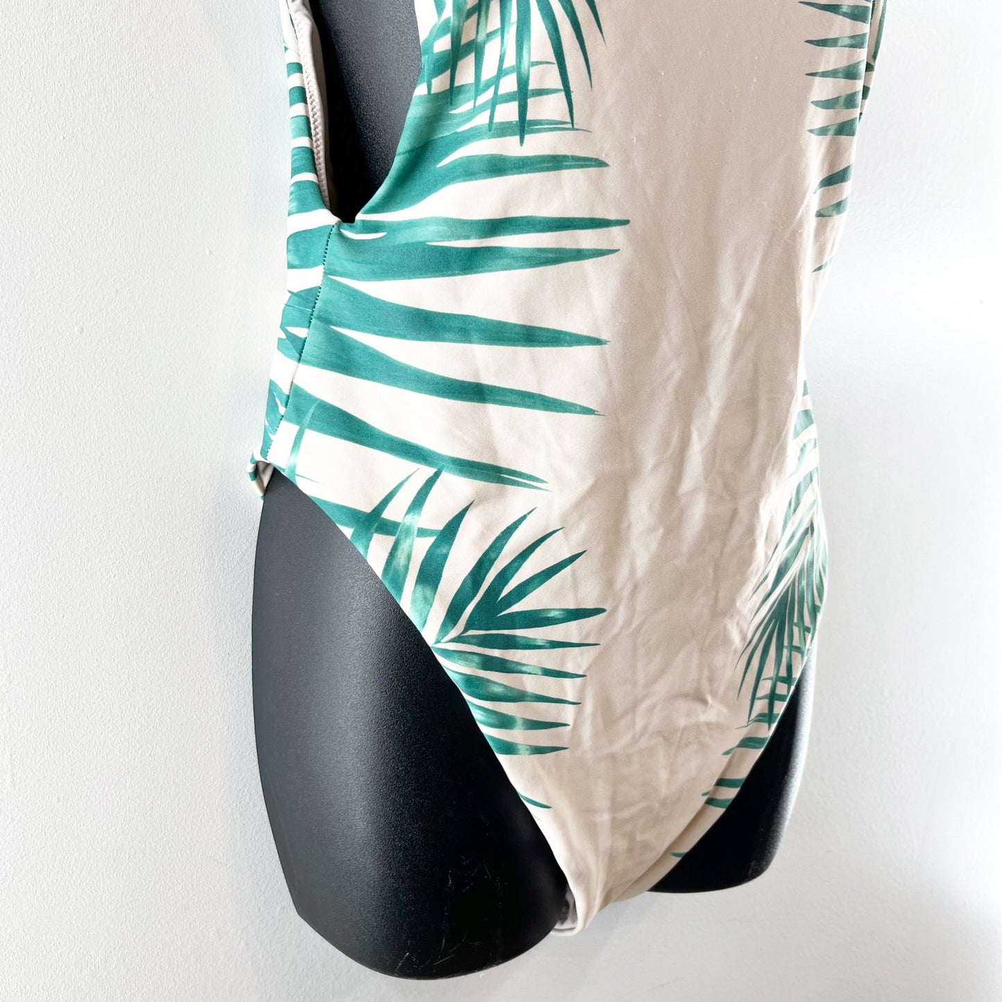 Aerie Tropical Palm Beach Print Super Scoop One-Piece Swimsuit Tan Green Large