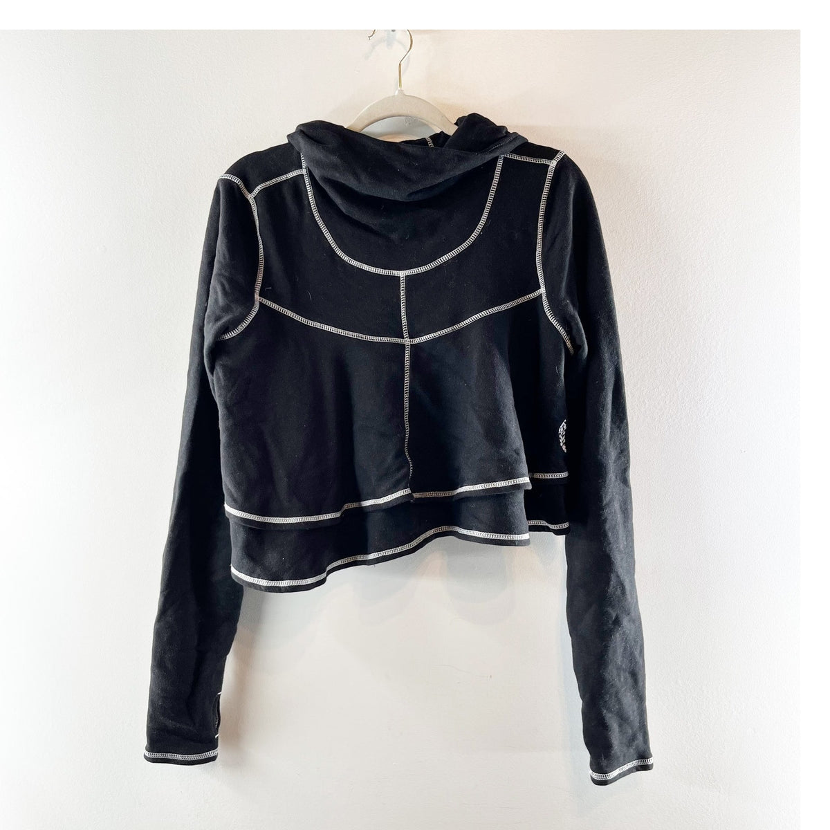 FP Movement First Place Long Sleeve Cropped Pullover Hoodie Sweatshirt Black M
