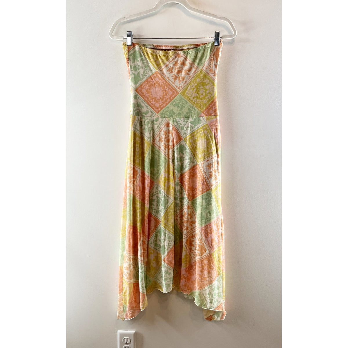 See you Monday Strapless Patchwork Asymmetrical Hem Midi Dress Green Yellow