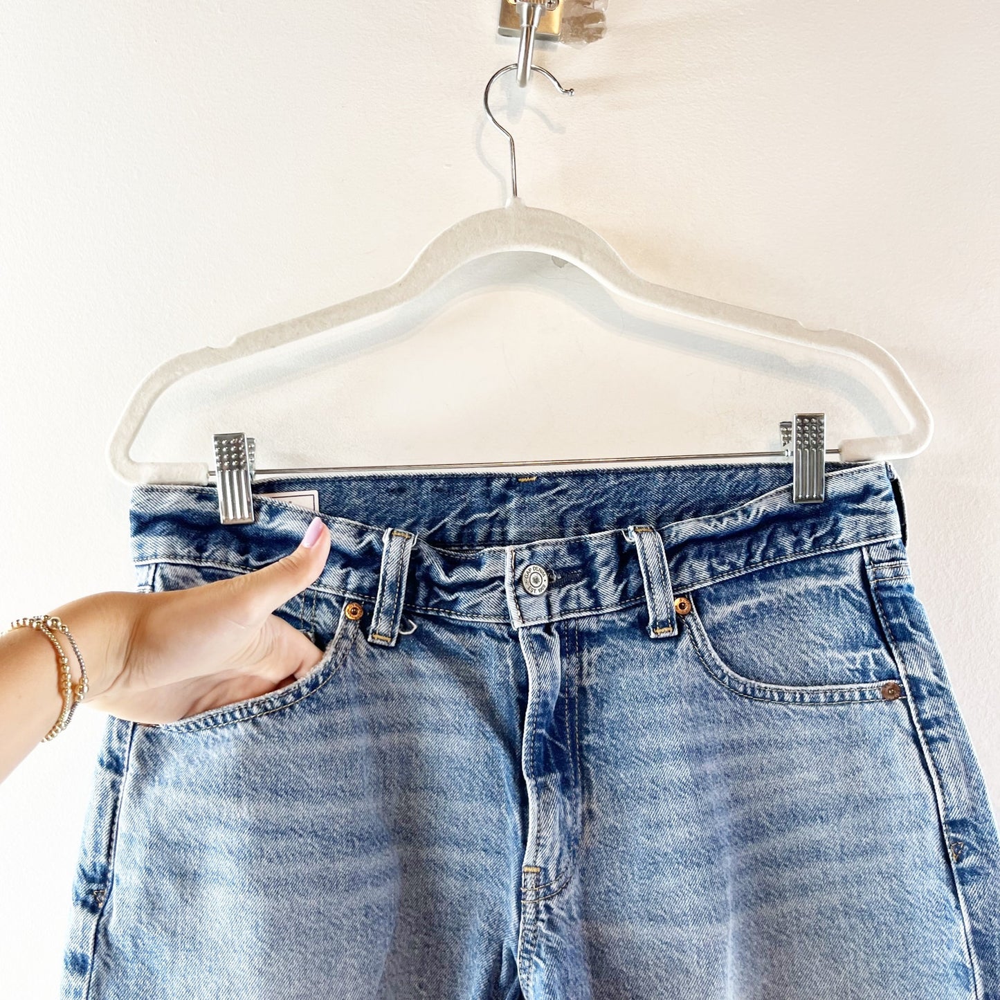 Gap Low Stride Frayed Hem Denim Cut-Off Jean Shorts Medium Indigo 27 Petie