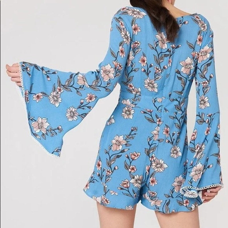 Minkpink Somerset Long Bell Flare Sleeve Floral Shorts Romper Blue Large