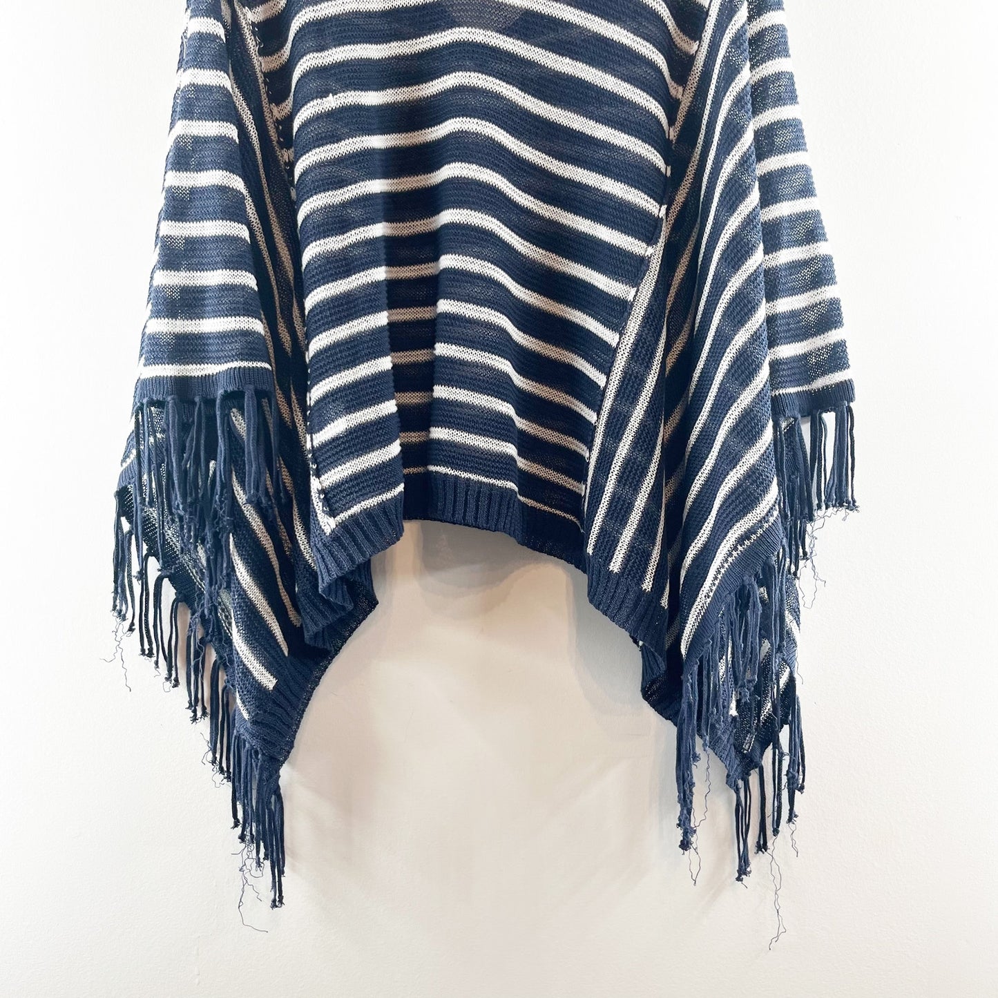 525 America Linen Striped Fringe Trim Poncho Sweater Navy Blue White XS / S