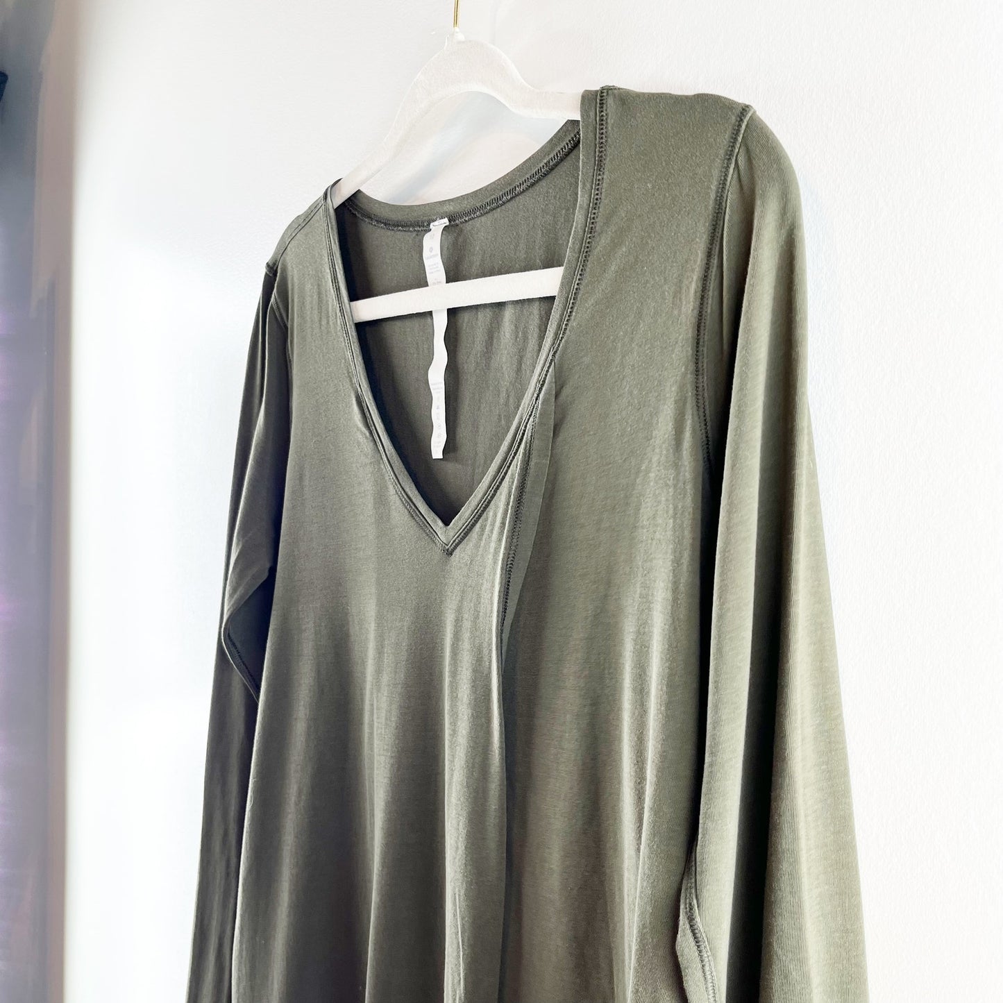 Lululemon V Neck Long Sleeve Faux Wrap Front T-Shirt Green 10