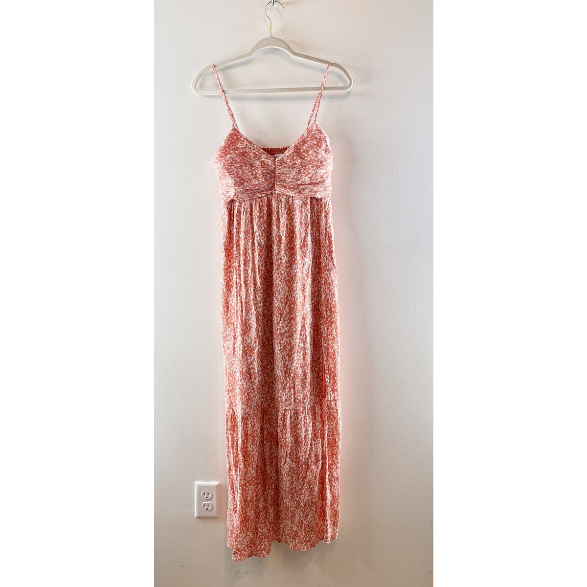 Abercrombie Crinkle Ruched Flowy Floral Boho Maxi Slip Dress Pink Coral Medium