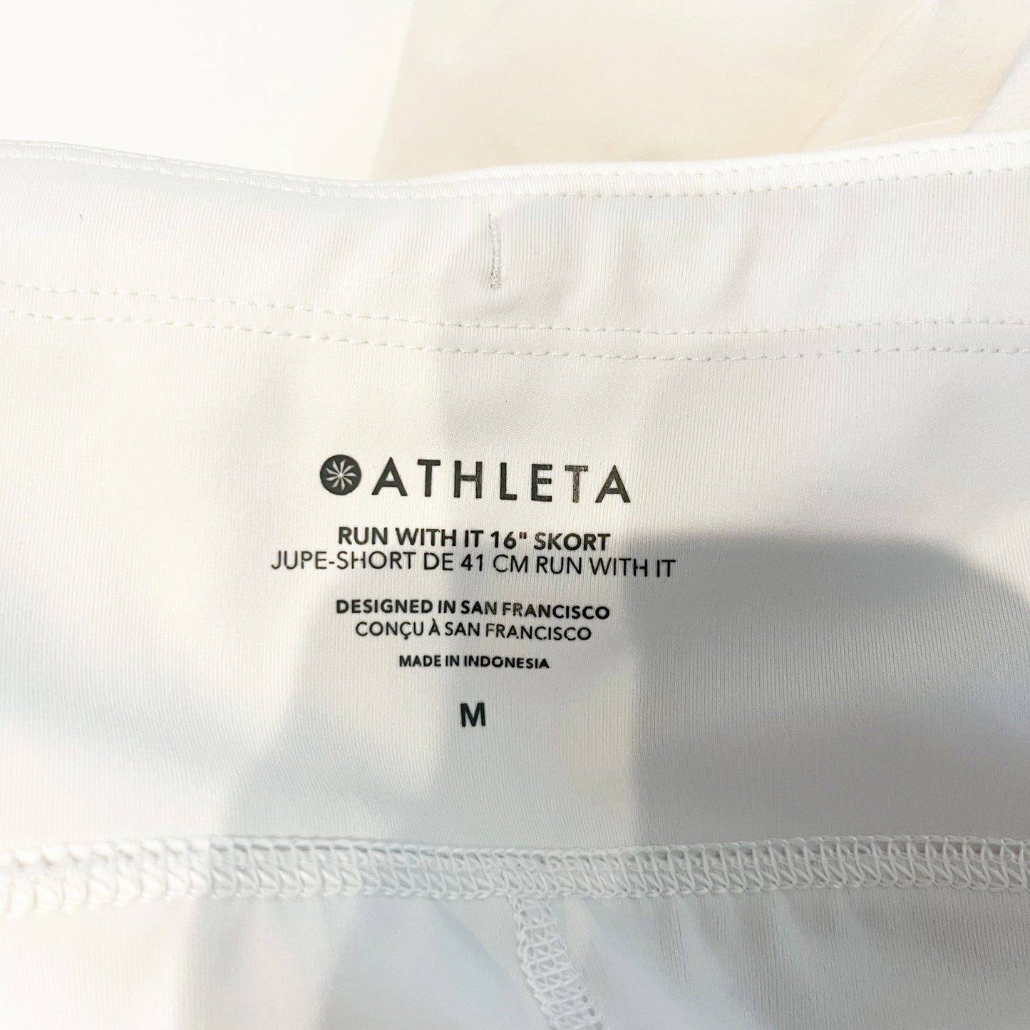 Athleta Run With It 16" Mini Tennis Skirt Skort White Medium