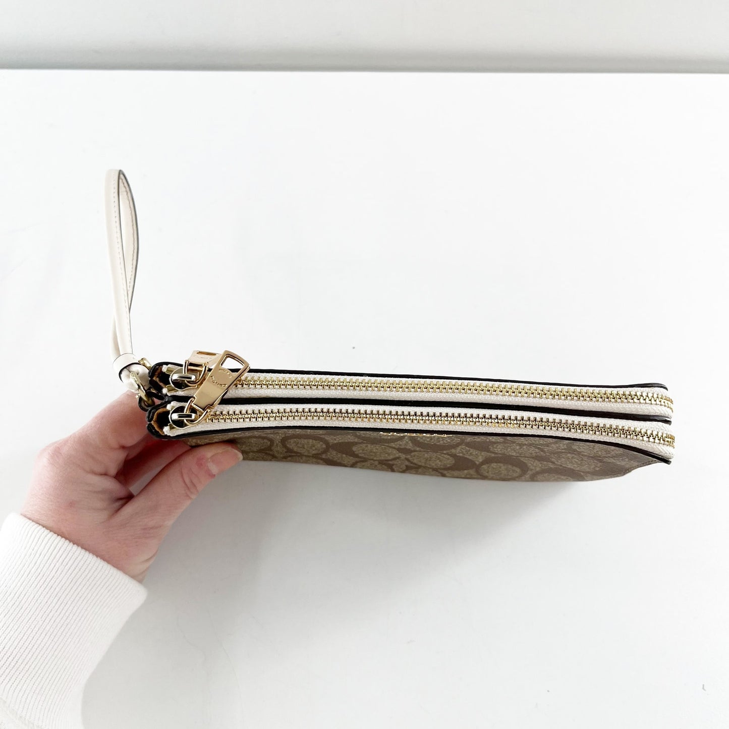 Coach Signature C Corner Zip Canvas Wristlet Wallet Brown