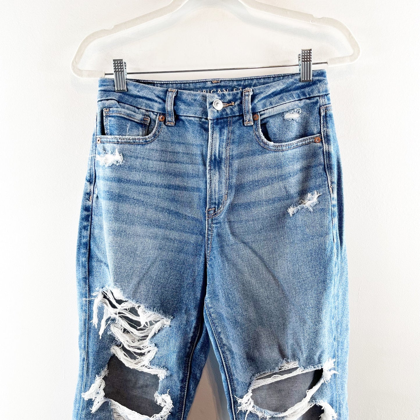 American Eagle Curvy High Rise Mom Distressed Stretch Jeans Blue 6 Petite