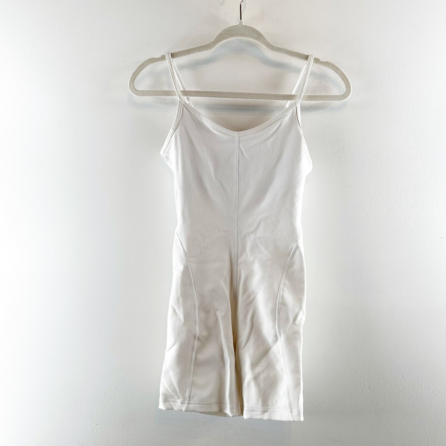 Lululemon Athletica Sleeveless V-Neck Ribbed Contoured Unitard 6" White US 2