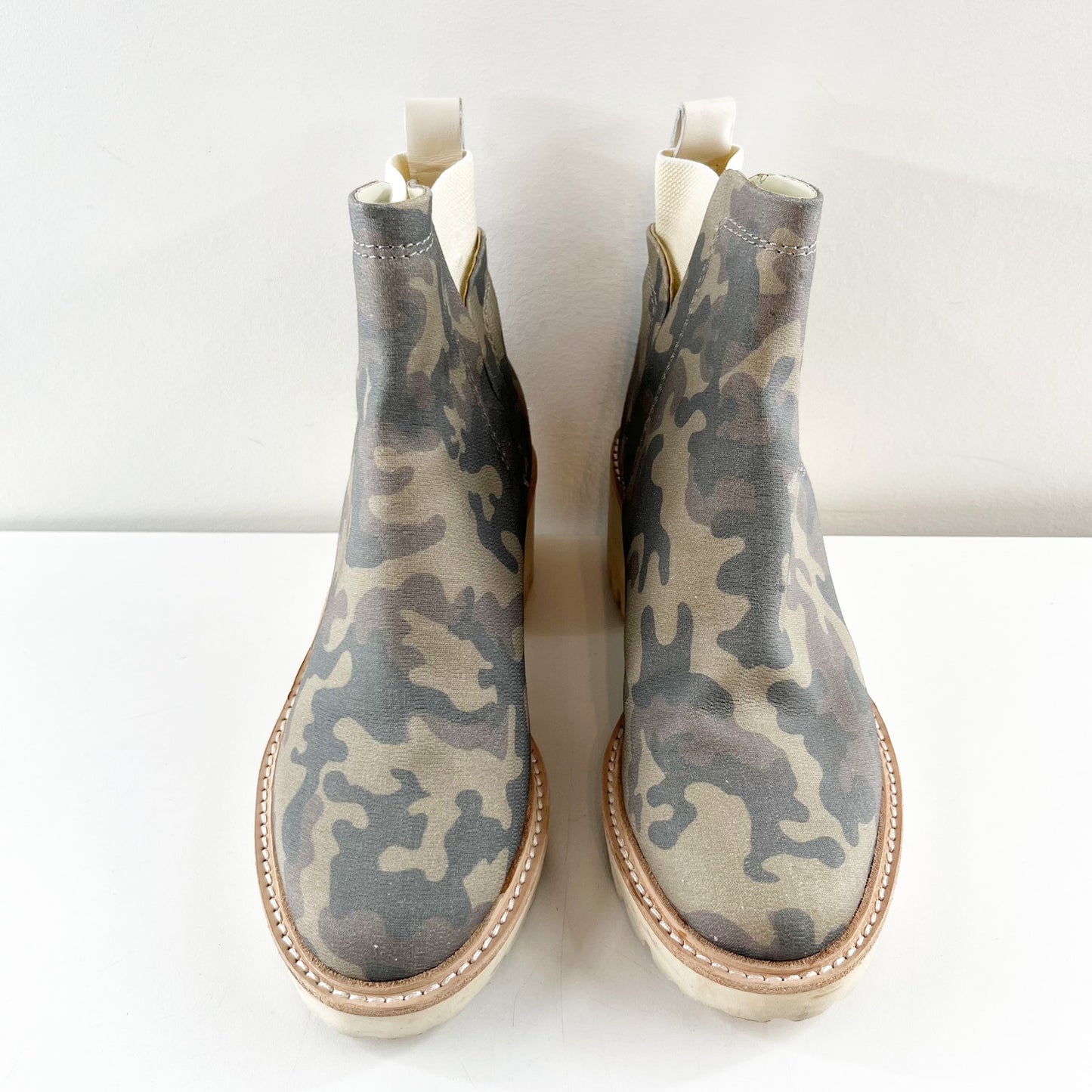 Dolce Vita Huey H20 Ankle Chelsea Camo Boots Booties Green 8
