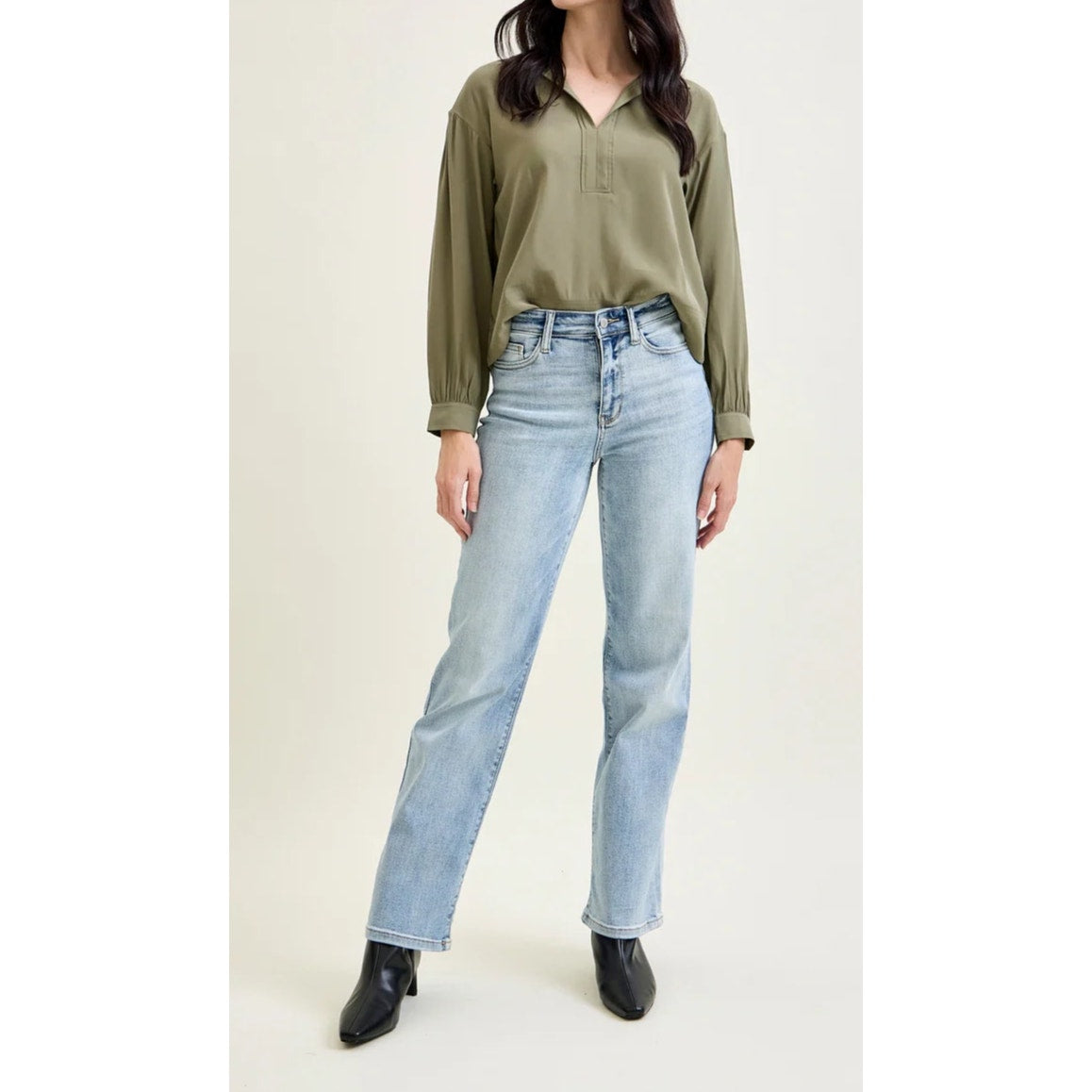 Judy Blue High Waisted Light Wash Denim Straight Fit Jeans Light Blue 7 / 28