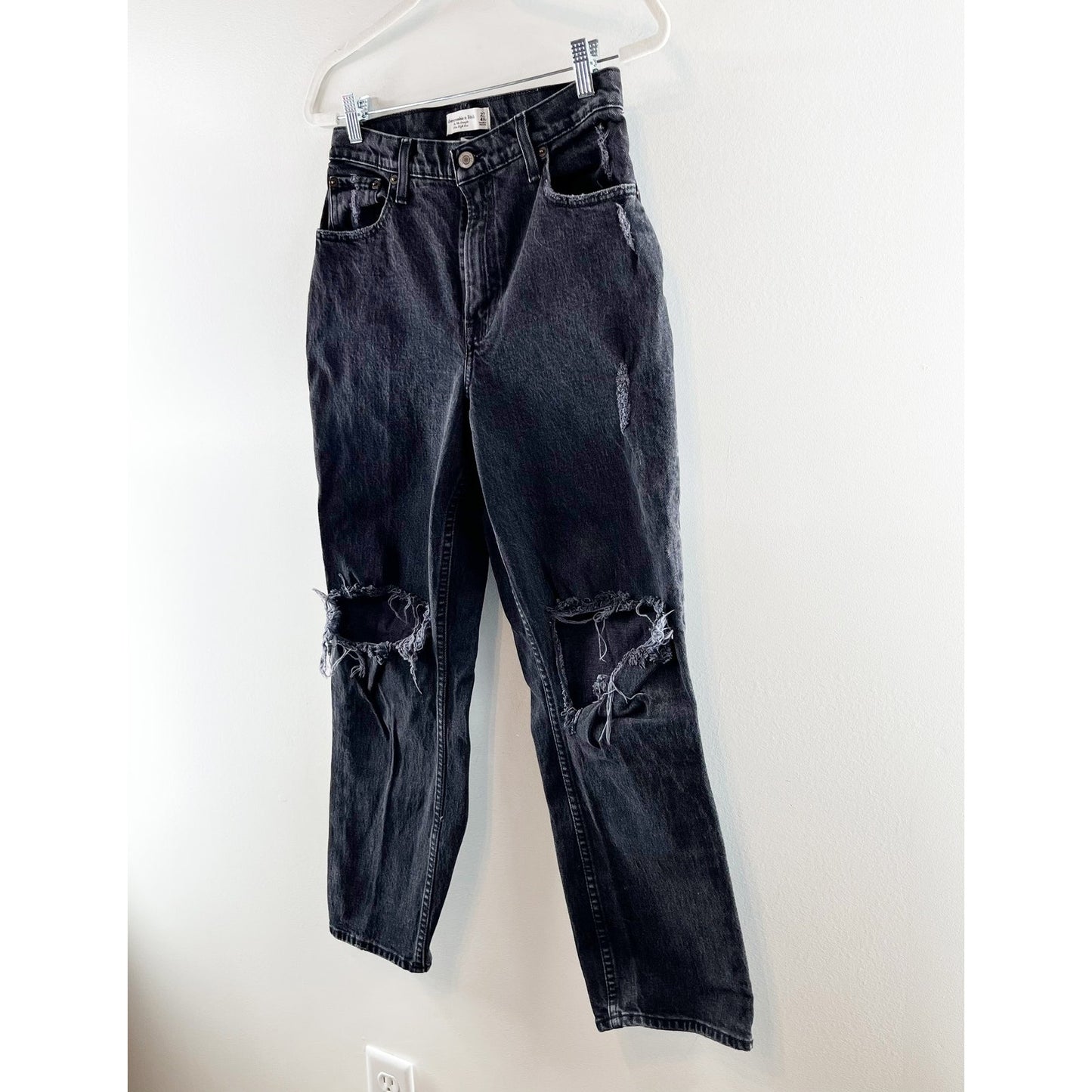 Abercrombie The '90's Straight Ultra High Rise Straight Curve Love Jeans Black 4