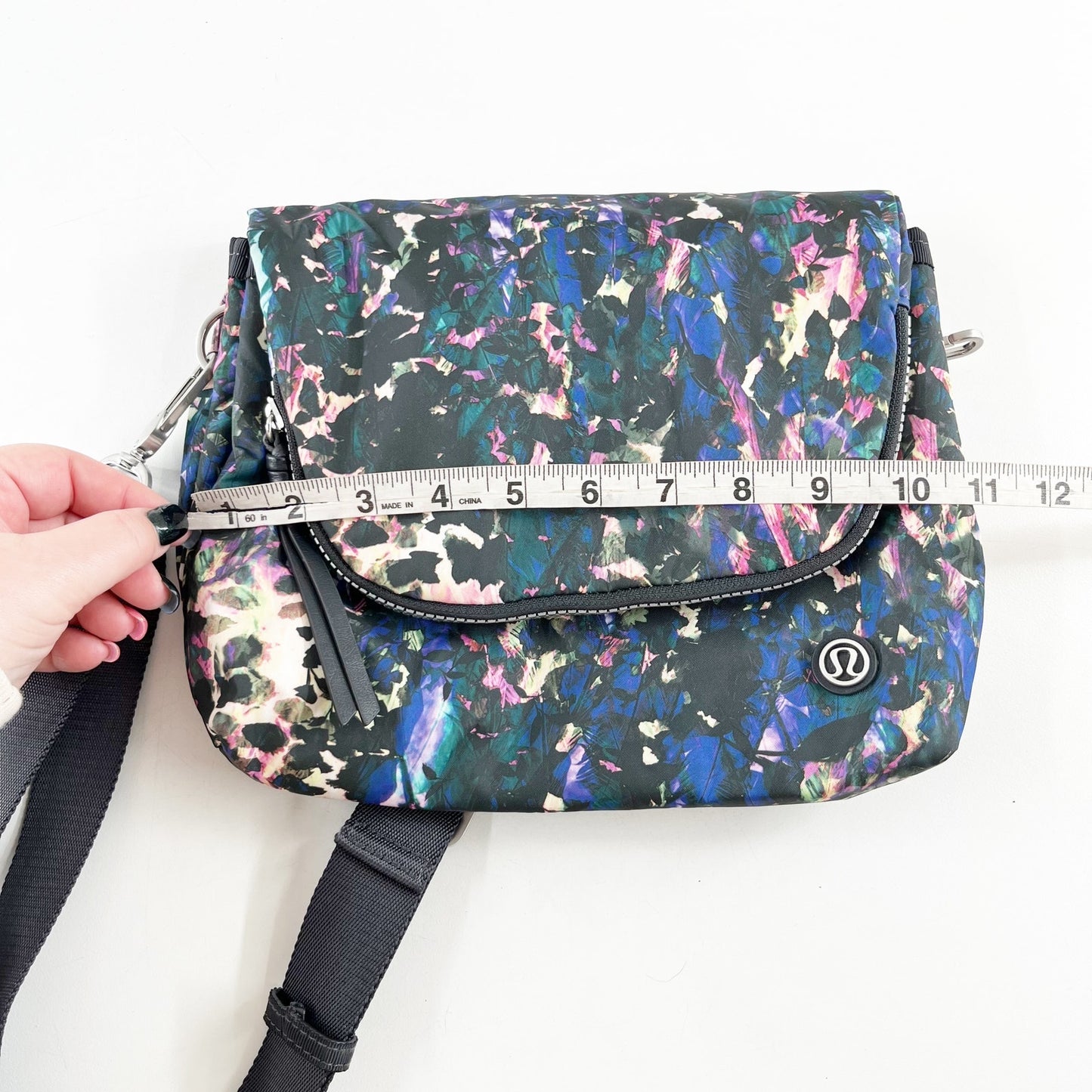 Lululemon Party Om Floral Backdrop Crossbody Waist Bag Black Multi Deep Coal