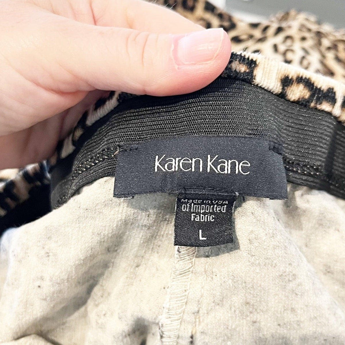 Karen Kane High Rise Cropped Wide Leg Corduroy Leopard Print Pants Brown Large