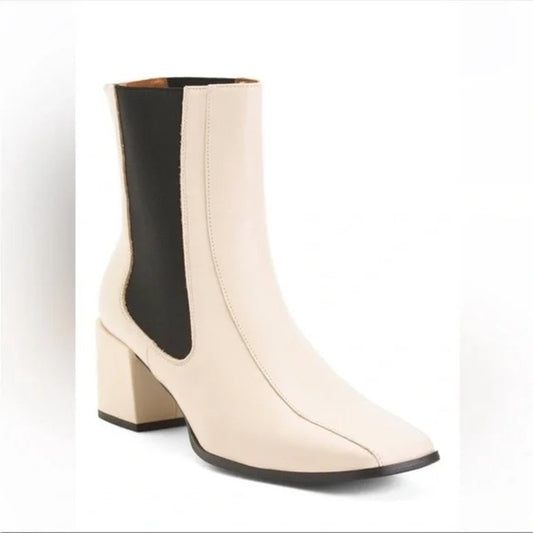 Angel Alarcon Pull On Square Toe Block Heel Chelsea Boots Cream 9