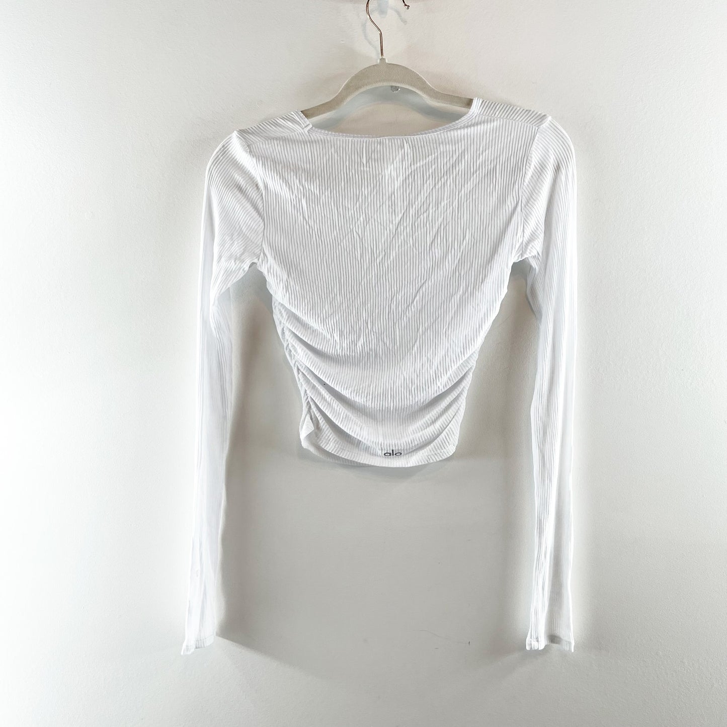 Alo Gather Long Sleeve Ribbed Ruched Top White Small