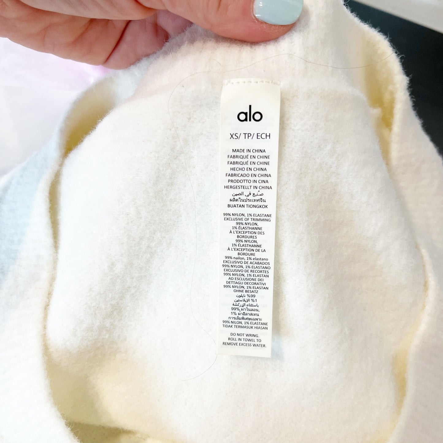 Alo Yoga Snuggle Up Cap Sleeve Scoop Neck Cropped Sweater Ivory Cream XS