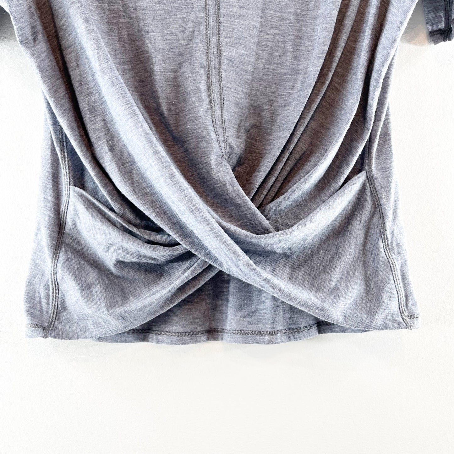 Lululemon Do the Daily Short Sleeve Cross-Front T-Shirt Heathered Solar Grey S